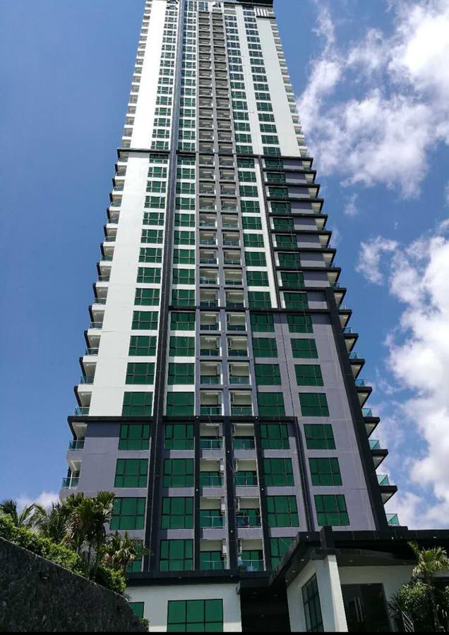 Dusit Grand Condo View Praia de Jomtien Exterior foto