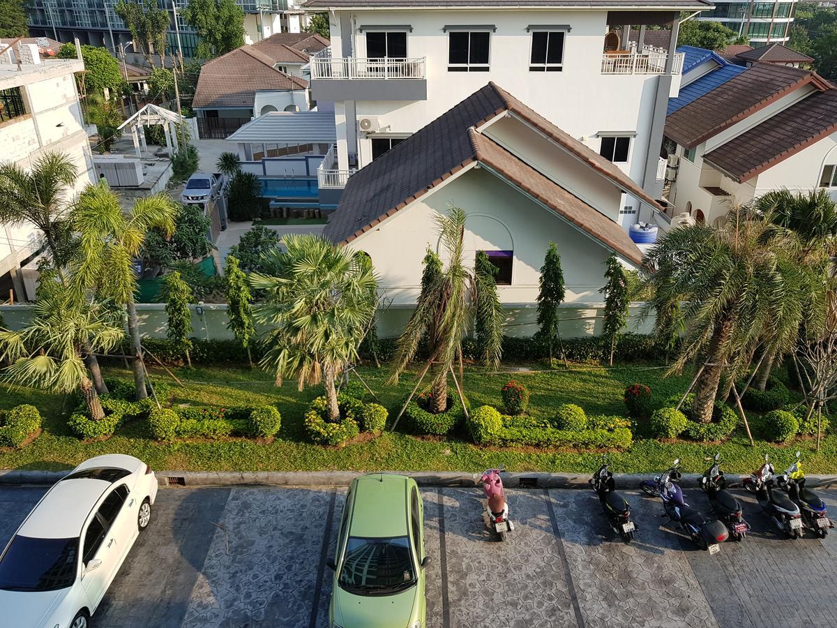 Dusit Grand Condo View Praia de Jomtien Exterior foto